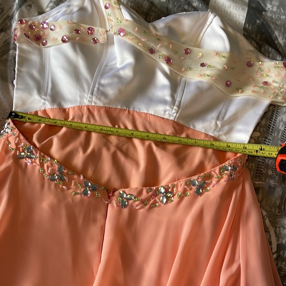 Prom dress - Picture 7 of 8